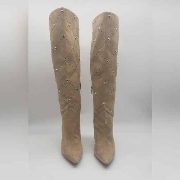 1215- Vince Camuto Fimulie Studded Suede Boots Size 7.5 NWT - Picture 3 of 11